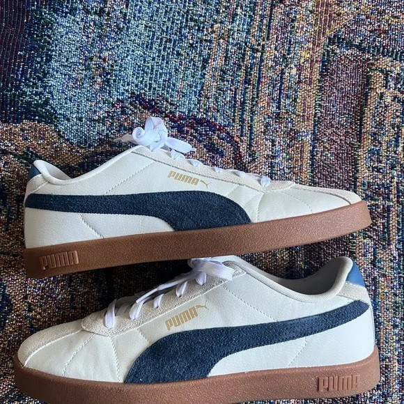 Mens Puma Club II “Year Of Sports” Sneakers - Picture 2 of 6